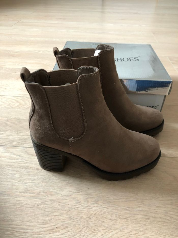 Bottines beiges marrons à talons neuves pointure 36 - photo numéro 3