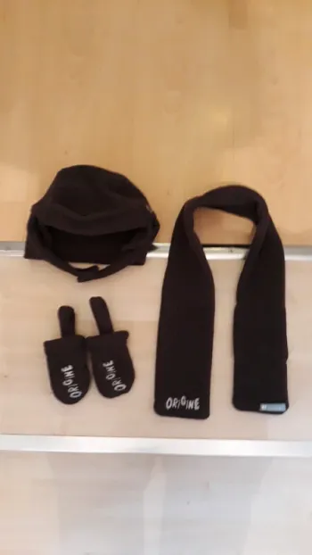 Bonnet écharpe moufle 18-24 mois