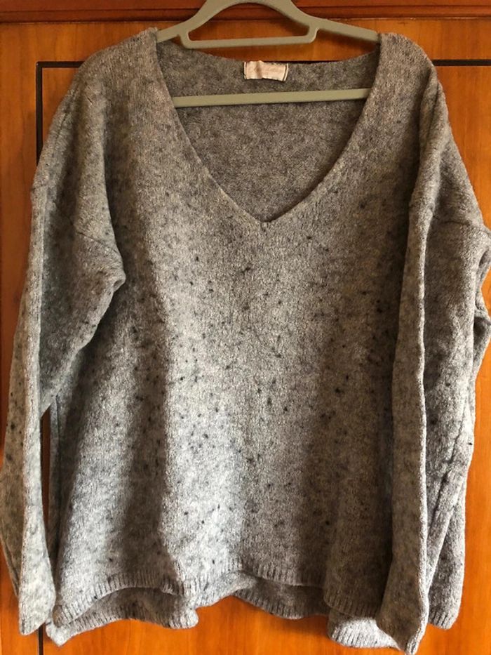 Pull gris chiné col v April Vintage