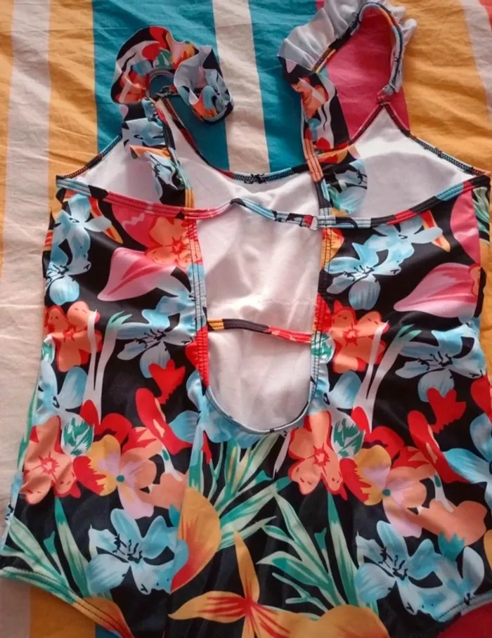 Maillot de bain 1 pièce L= 40 - photo numéro 4