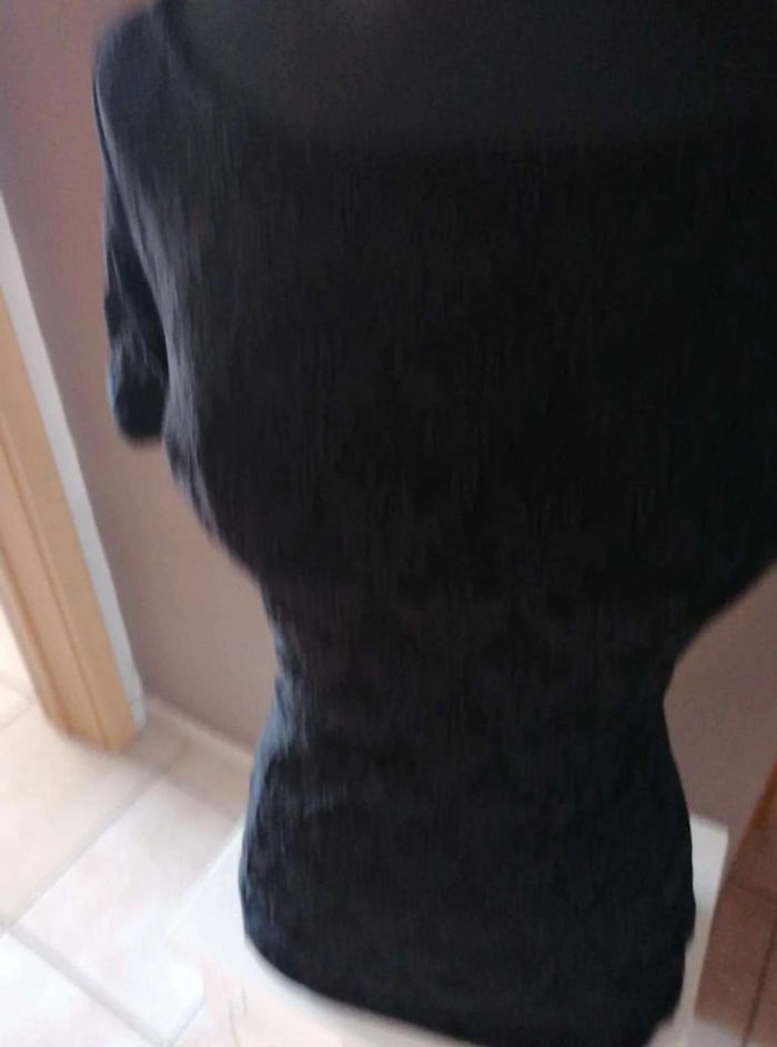 Robe moulante - photo numéro 2