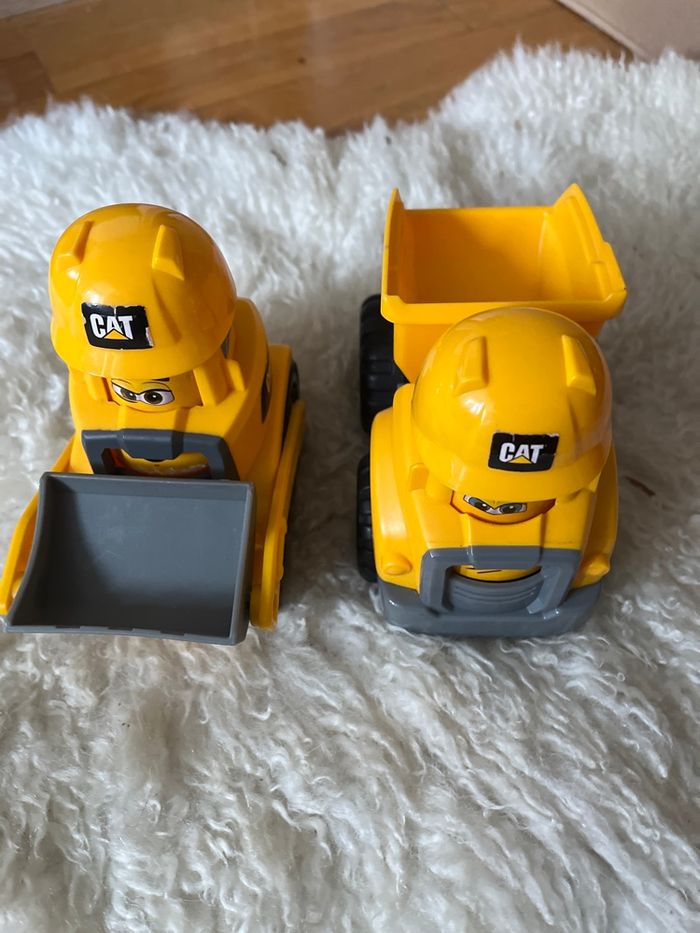 Véhicules de chantier caterpillar - photo numéro 5