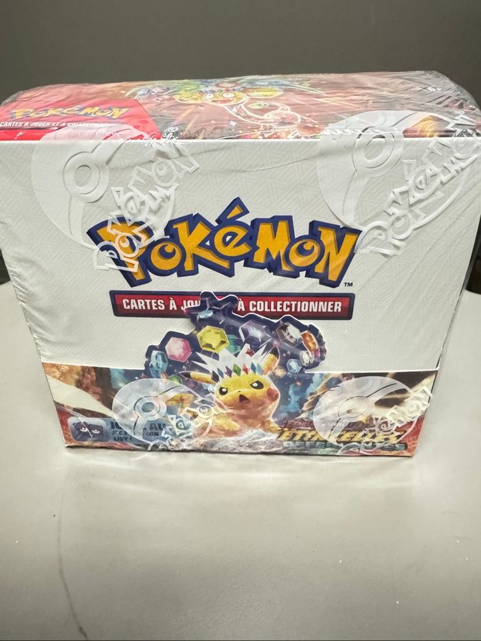 Display Pokémon EV8 étincelle déferlante FR scellé