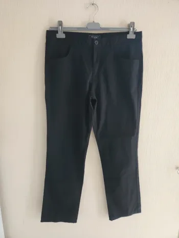 Pantalon costume / habillé noir Armand Thiery taille 44