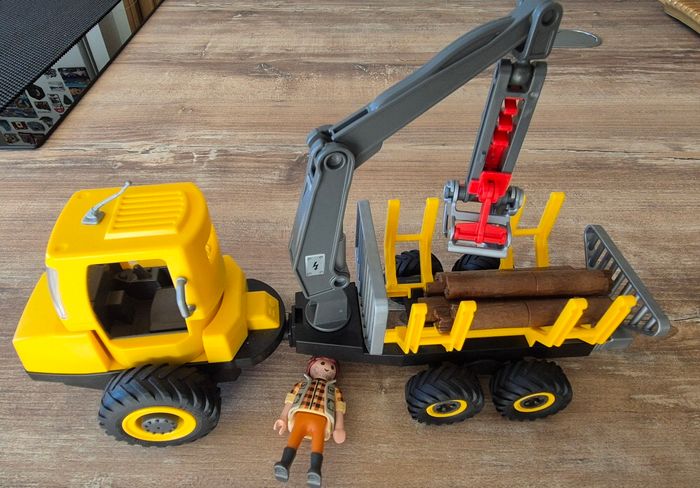PLAYMOBIL 6813 Porteur avec Bûcheron - photo numéro 2
