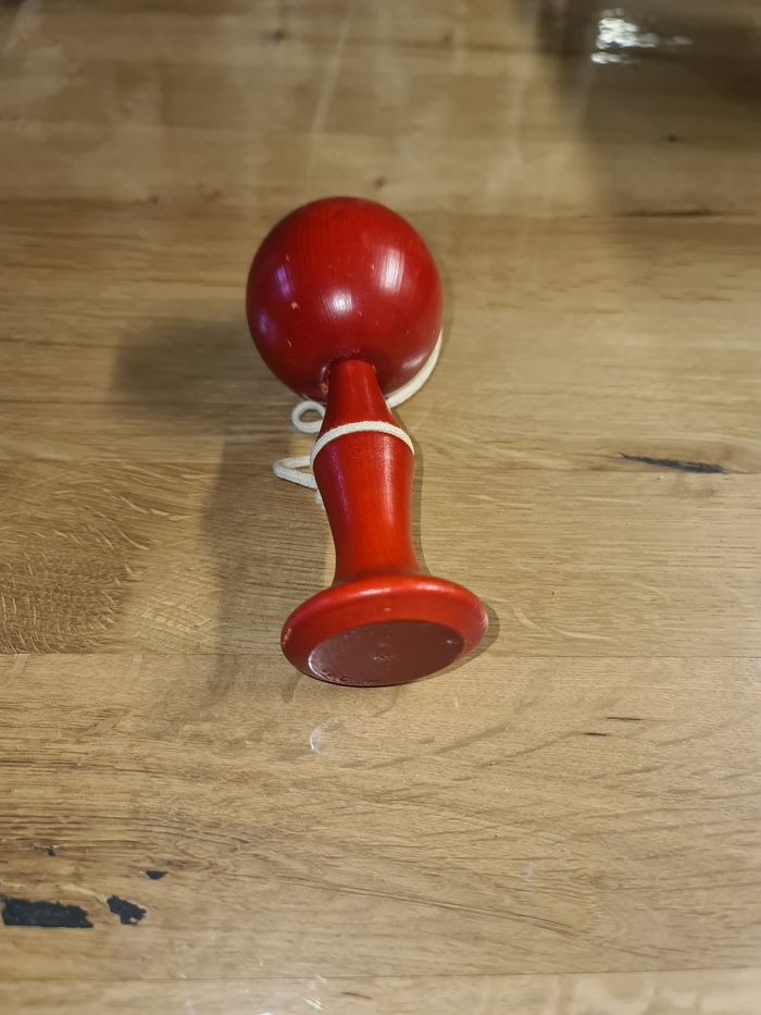 Bilboquet en bois petit model, - photo numéro 3