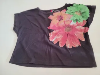 Haut top crop gris foncé orchestra 10 ans tbe fleur