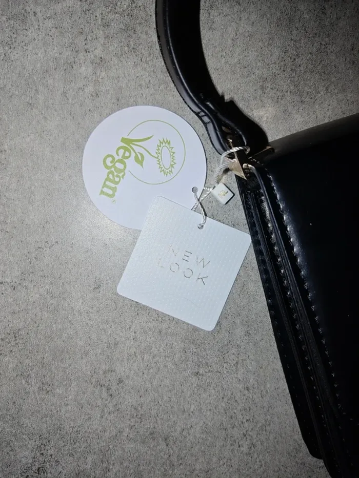 Sac noir et doré New Look - photo numéro 3