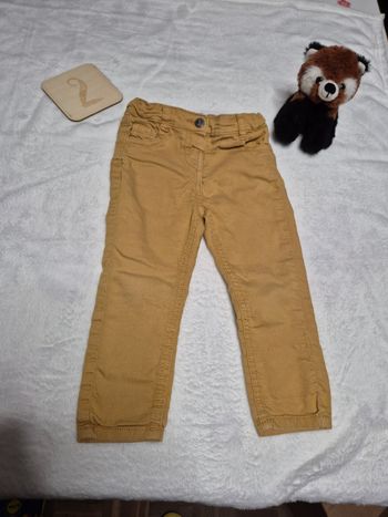 Pantalon tape a l'œil 2ans