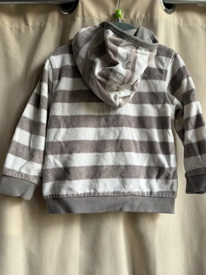 Gilet à capuche 18 mois - photo numéro 4