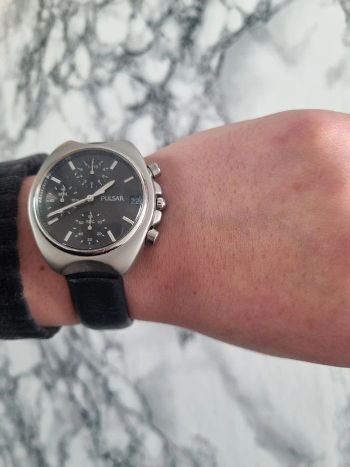 Montre en cuir et metal argenté Pulsar - photo numéro 16