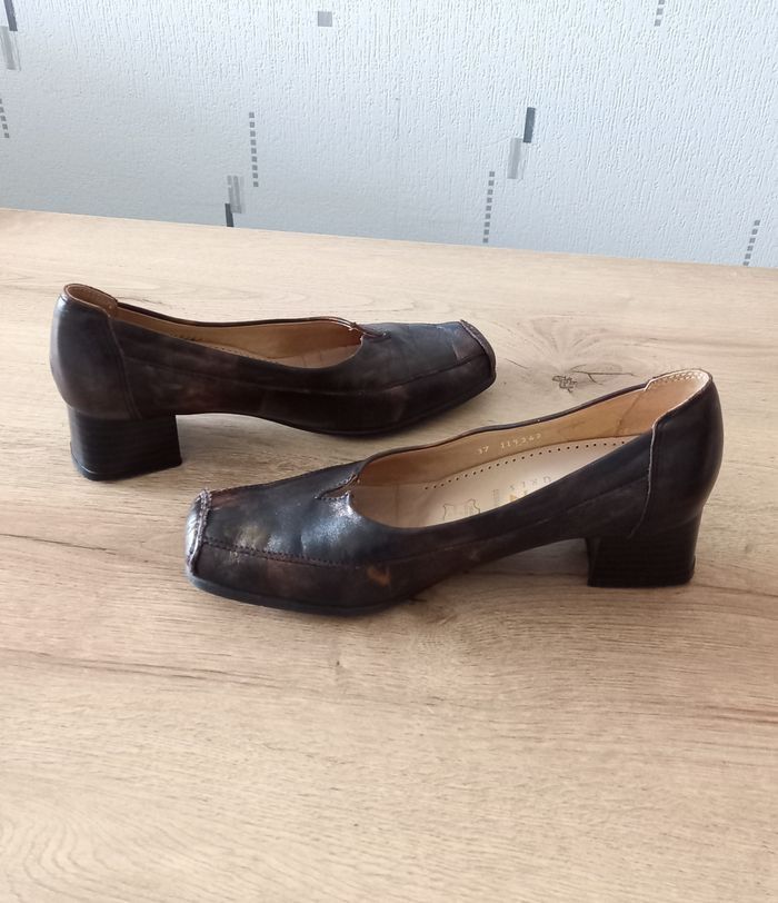 Chaussures vintage " Besson " - photo numéro 7