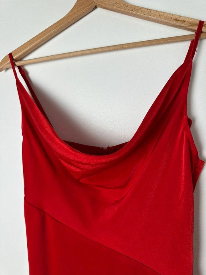 🌸Robe - satinée - rouge - chic 🌸 - photo numéro 3