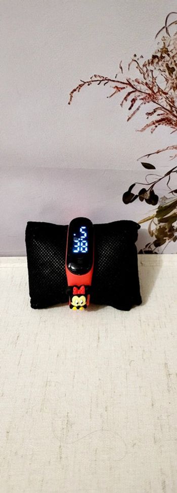 Montre digitale LED Minnie Mouse