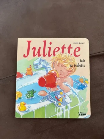 Juliette fait sa toilette