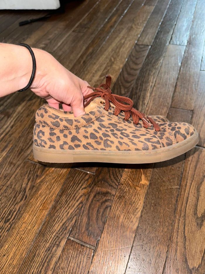 baskets Cyrillus taille 35 valeur 75 euros - photo numéro 2