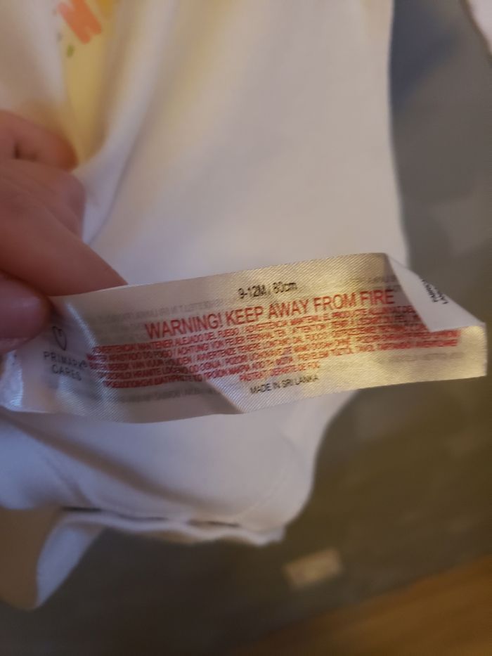 Body 🎀 Primark 9-12 mois 1€ - photo numéro 3