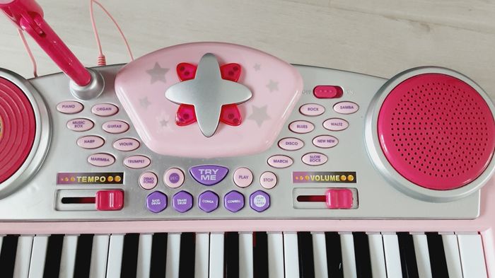 Jeu jouet enfant piano rose Groove rockstar clavier - photo numéro 3