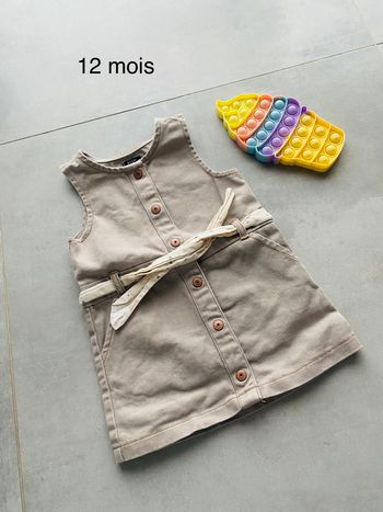 Robe en jeans avec ceinture assortie 12 mois