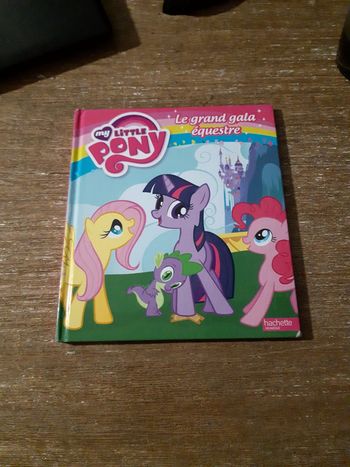 Livre my little pony le grand gala équestre