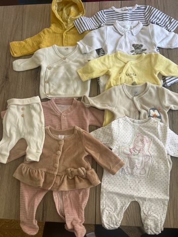 Lots vêtements bébé taille 0-50