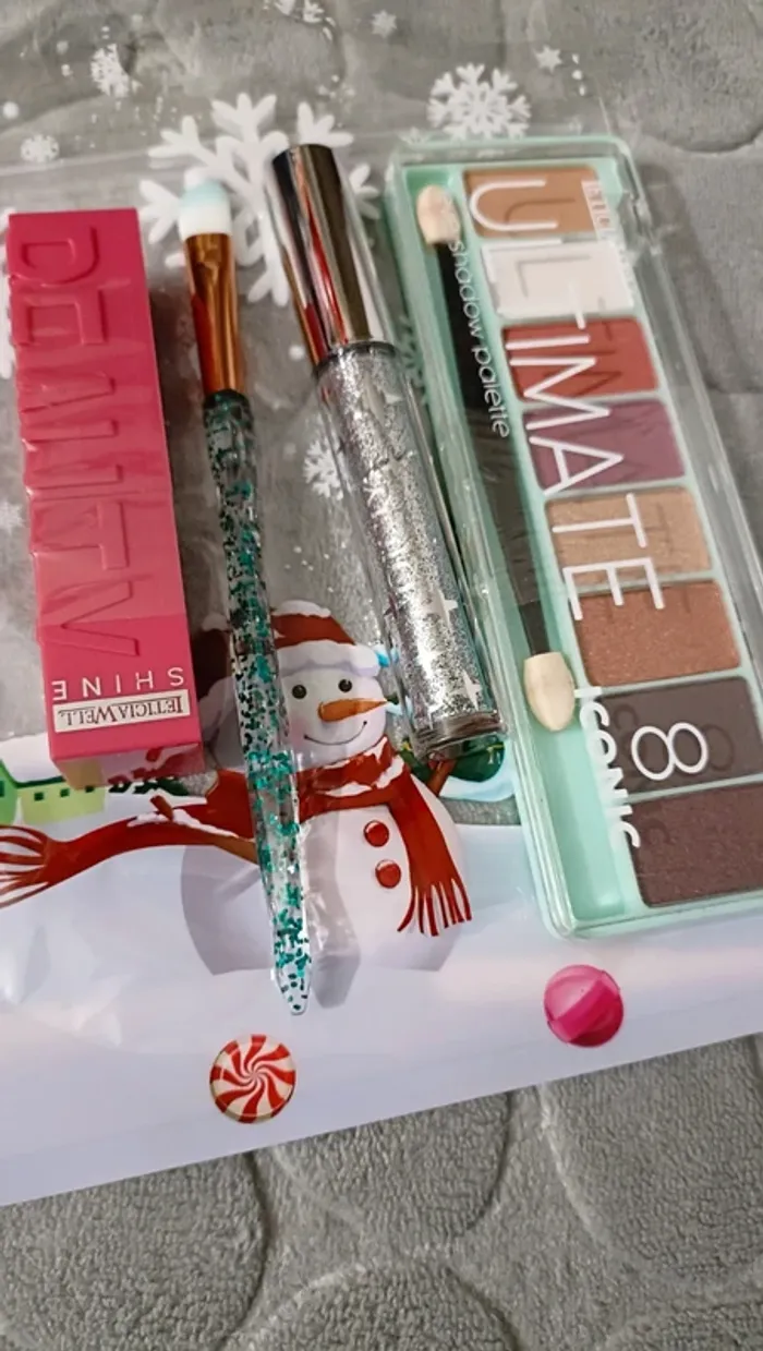 Coffret a l'unité de maquillages neuf - photo numéro 6