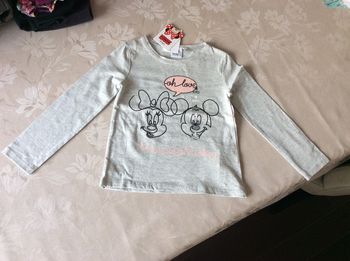 Tee shirt Minnie 4 ans Neuf