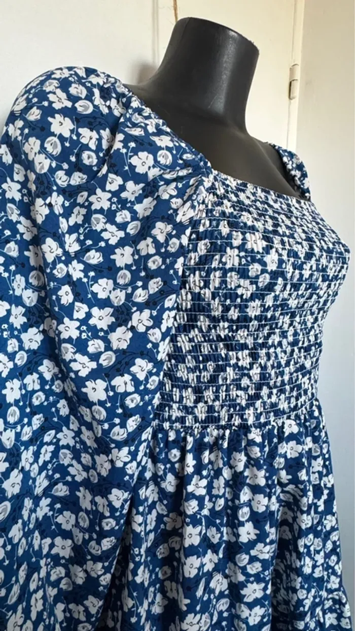 Jolie robe froufrou bleue fleurie M - photo numéro 3