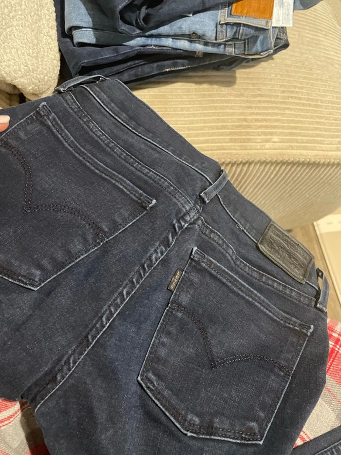Jean Levi’s 710 super skinny stretch 26 - photo numéro 9