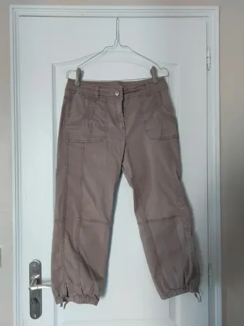 Pantacourt marron taille 40