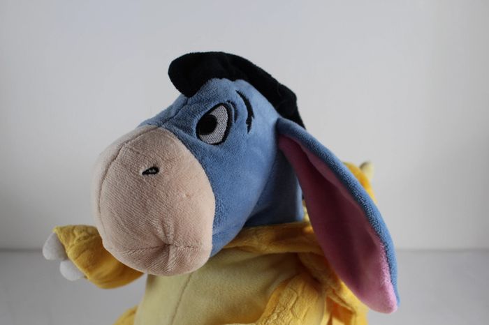 Peluche Bourriquet déguisé Dinosaure Disney 30 cm - photo numéro 4