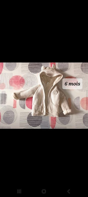 Veste fourrée mixte Taille 6 mois Neuve 30€