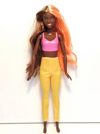 Poupée mattel Barbie cutie reveal t27hf 
Poupée et ensemble compris