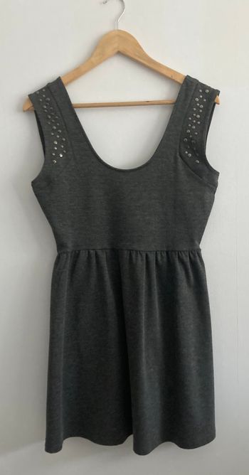 Robe courte sans manche d'hiver avec sequins épaules