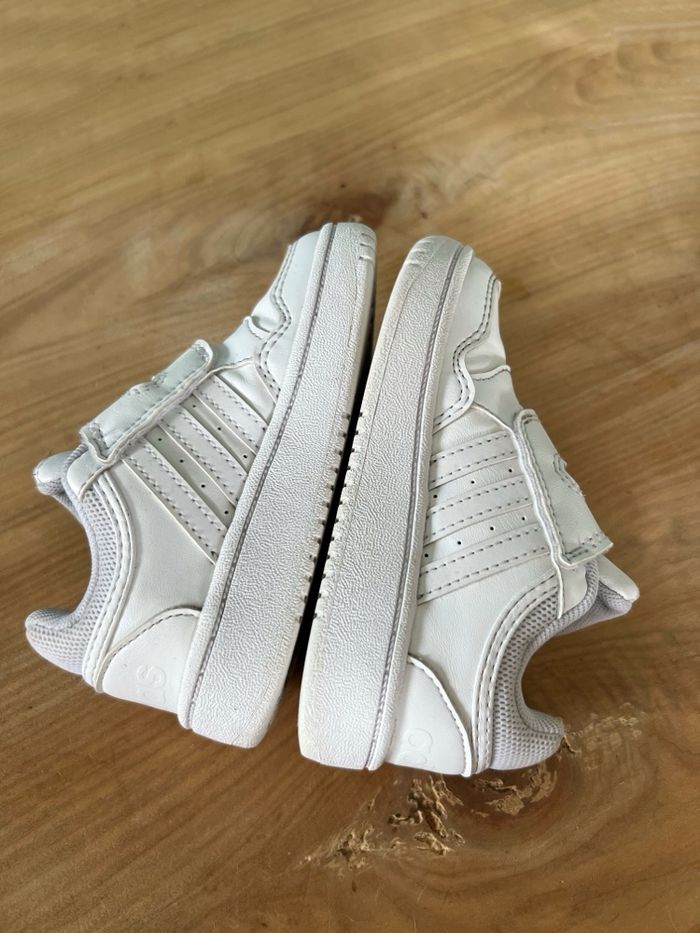 Adidas 🤍 Hoops 3.0 CF I – Pointure 24 - photo numéro 8