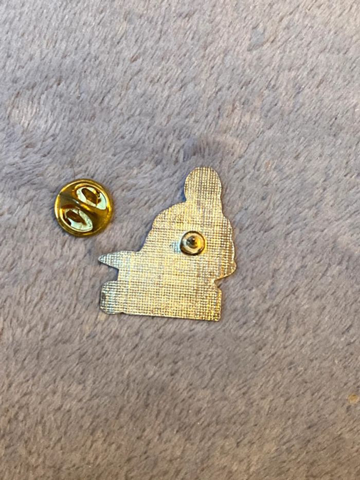 Pin’s Rambo - photo numéro 3