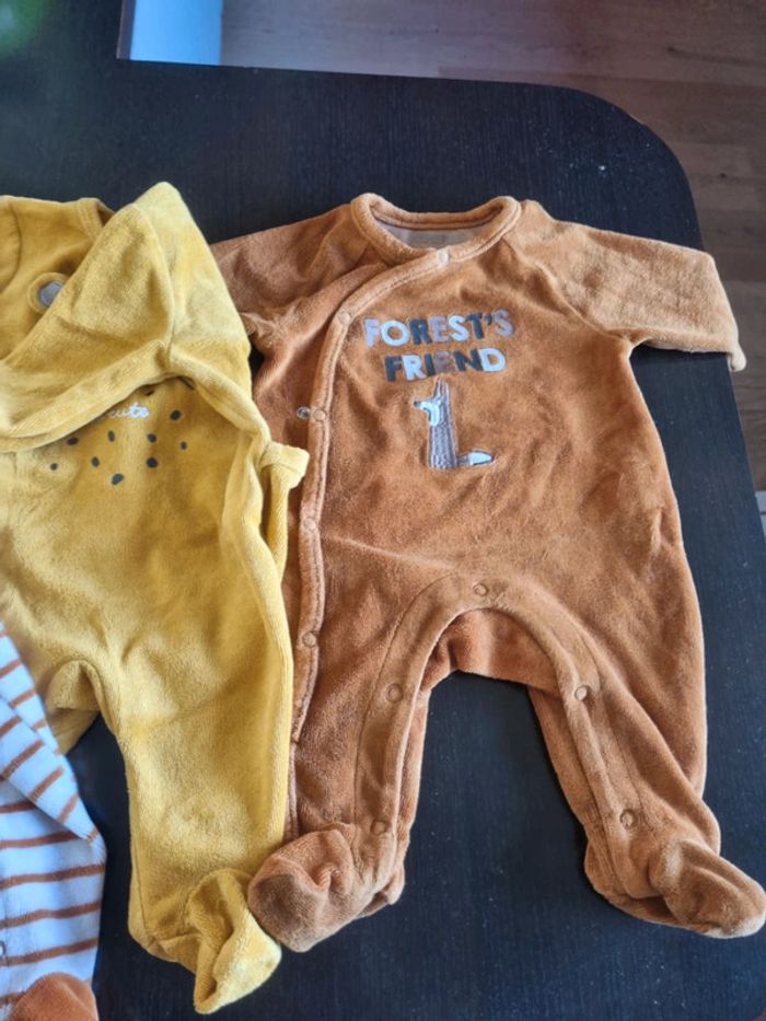 Lot 3 pyjamas velours - photo numéro 6