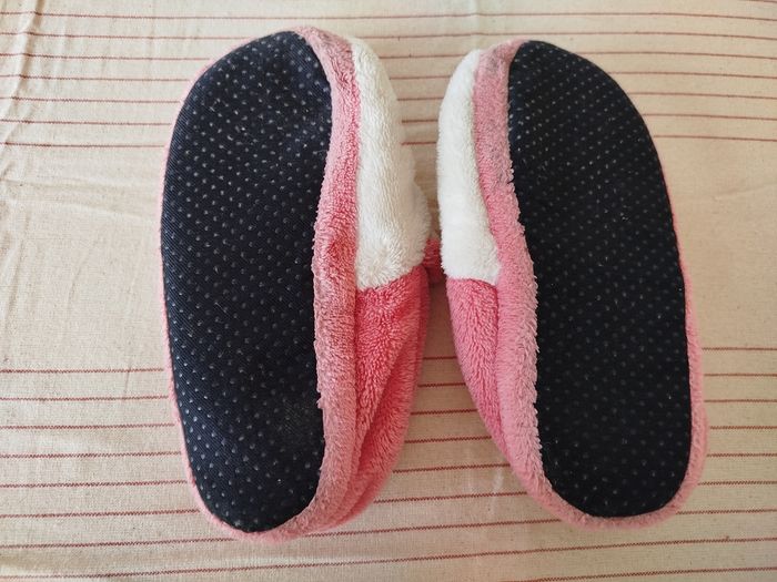 Chaussons ou pantoufles pointure 30 - photo numéro 7