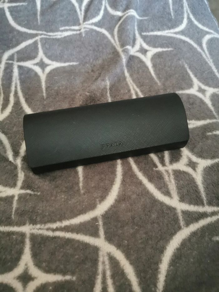 Pochette à lunette prada