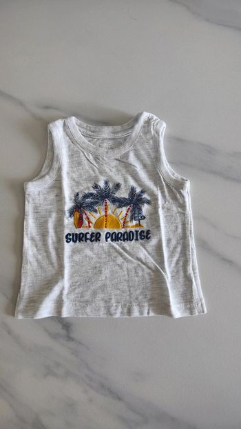 T-shirt sans manches