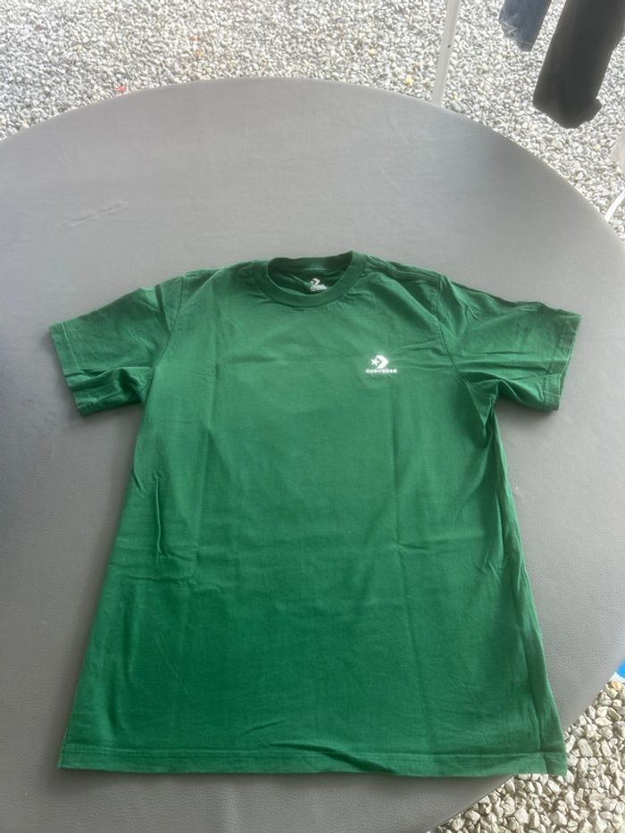 T shirt converse