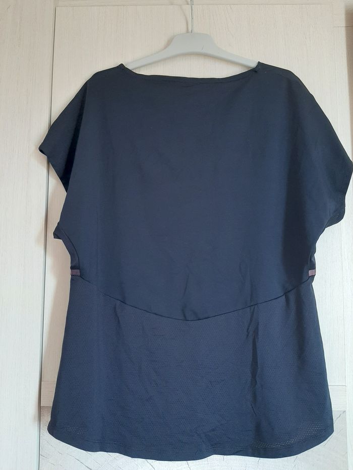 T-shirt Artengo Taille 38 - photo numéro 2