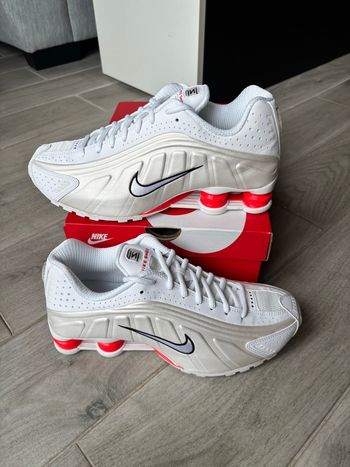 Nike Shox blanc orange