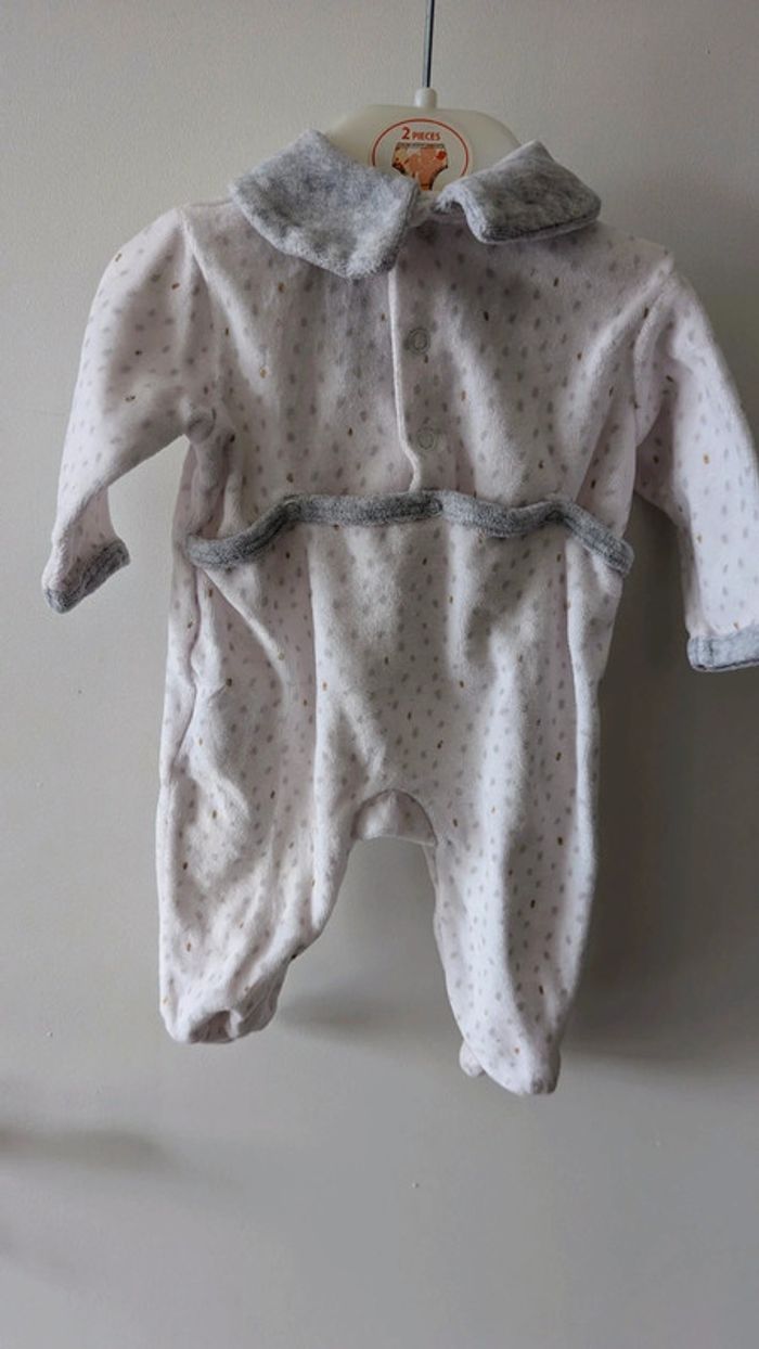 Pyjamas - photo numéro 2