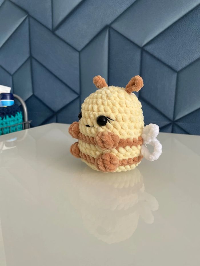 Abeille boule amigurumi - photo numéro 7