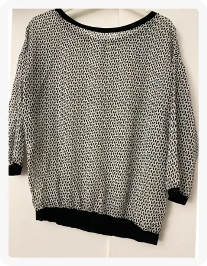 Blouse imprimée noir et blanc manches 3/4 Robin - photo numéro 3