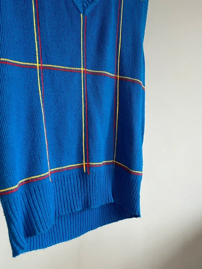 Pull sans manche bleu rouge et jaune vintage taille L 🌀 - photo numéro 5