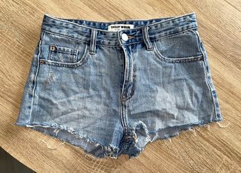 Short en jeans