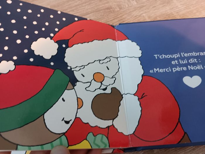Livre cartonné T'choupi aime le père noël - photo numéro 4