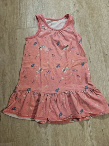 Robe rose lapin
